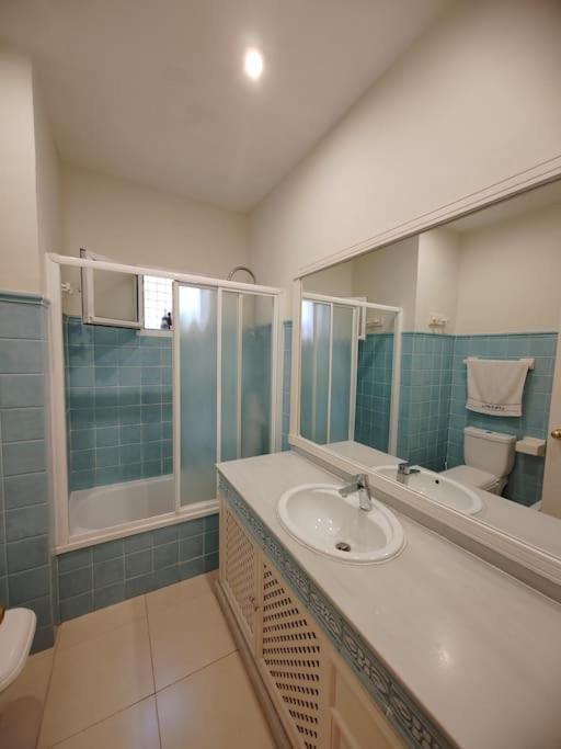 Apartamento Escapada Santa Justa Sevilla Exterior foto